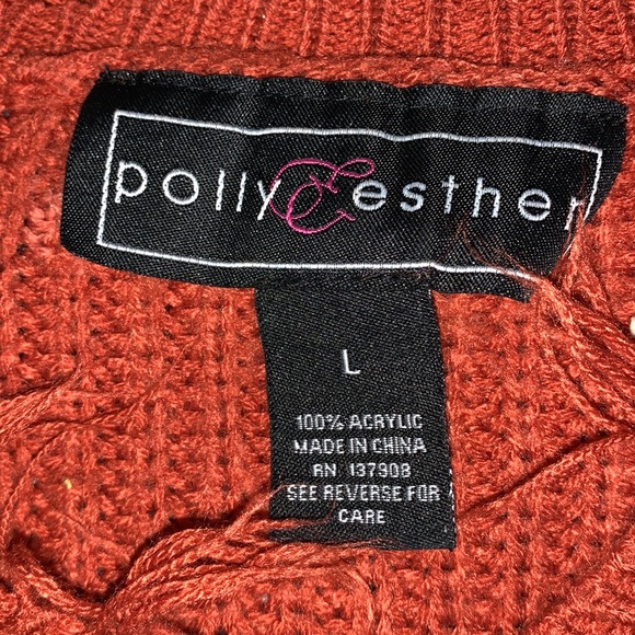 Large burnt orange knitted sweater with fringe at ends - Picture 2 of 2